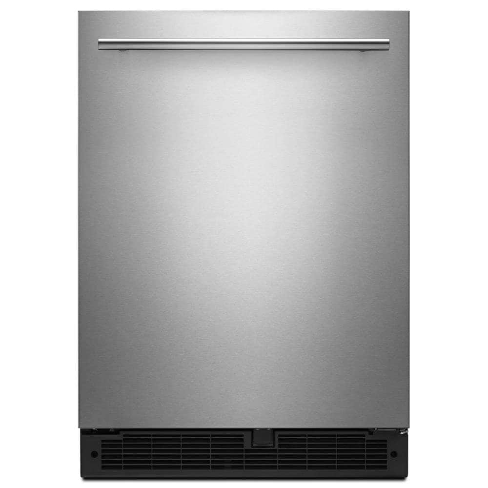 24-inch Wide Undercounter Refrigerator with Towel Bar Handle - 5.1 cu. ft.