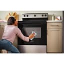 30-Inch Electric Range with Extra-Large Oven Window view 3