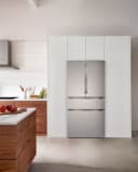 800 Series French Door Bottom Mount Refrigerator 36'' Brushed steel view 4