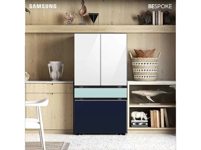 Bespoke 4-Door French Door Refrigerator (23 cu. ft.) with Beverage Center