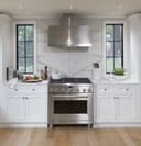 GE Series 36" Dual-Fuel Professional Range with 6 Burners (Natural Gas) view 4