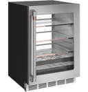 CAFÉ™ ENERGY STAR® Beverage Center view 3