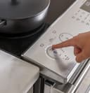 CAFÉ™ 30" Smart Slide-In, Front-Control, Radiant and Convection Double-Oven Range in Platinum Glass view 10