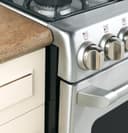 GE Series 30" Free-Standing Range with Baking Drawer view 10