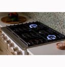 CAFÉ™ 36" Commercial-Style Gas Rangetop with 6 Burners (Natural Gas) view 28