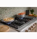 CAFÉ™ 48" Commercial-Style Gas Rangetop with 6 Burners and Integrated Griddle (Natural Gas) view 34