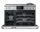Professional dual-fuel range view 17
