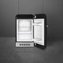 Refrigerator Retro-style view 2
