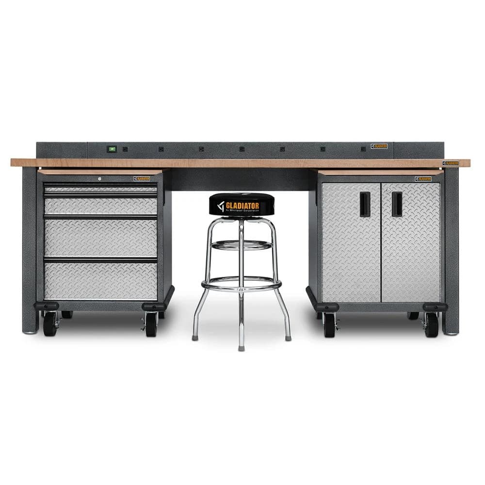 6' Wide 9-Outlet Workbench Powerstrip