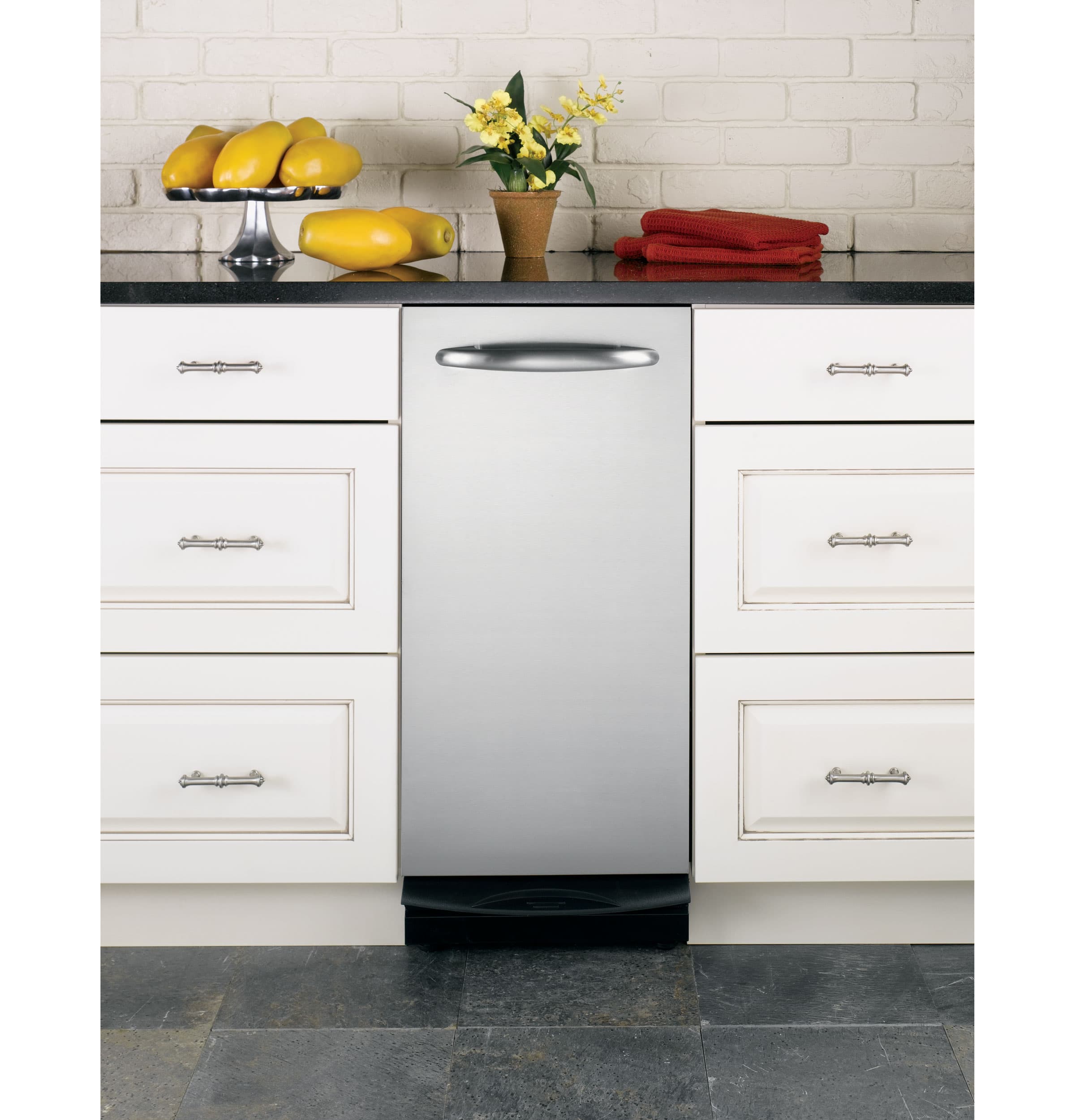 Built-In 15" Compactor