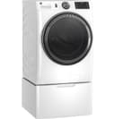 Pedestal view 26