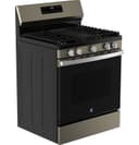 Ge® 30" Free-standing Gas Range With Crisp Mode view 3