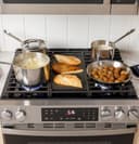 Ge® 30" Free-standing Gas Convection Range With No Preheat Air Fry And Easywash™ Oven Tray view 17