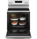 Ge® Energy Star® 30" Free-standing Electric Range view 18