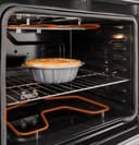 Ge® Energy Star® 30" Free-standing Electric Range view 2