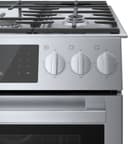 Benchmark™ Dual Fuel Slide-in Range 30'' view 5