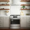 800 Series Gas Slide-in Range 30'' view 11