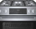 Benchmark™ Gas Slide-in Range 30'' view 13