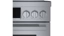 800 Series Induction freestanding range view 7