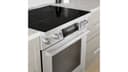 800 Series Induction freestanding range view 11