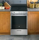 Ge® Energy Star® 24" Free-standing/slide-in Front Control Range With Steam Clean And Large Window view 6