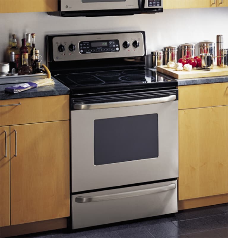 30" Free-Standing Spectra Convection Range