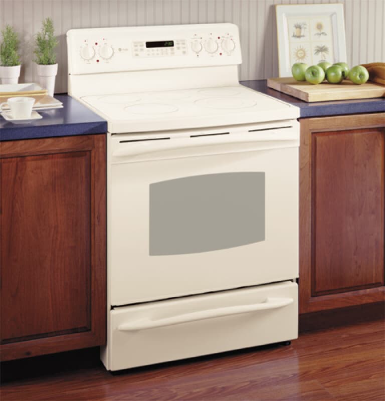 30" Free-Standing CleanDesign Electric Range