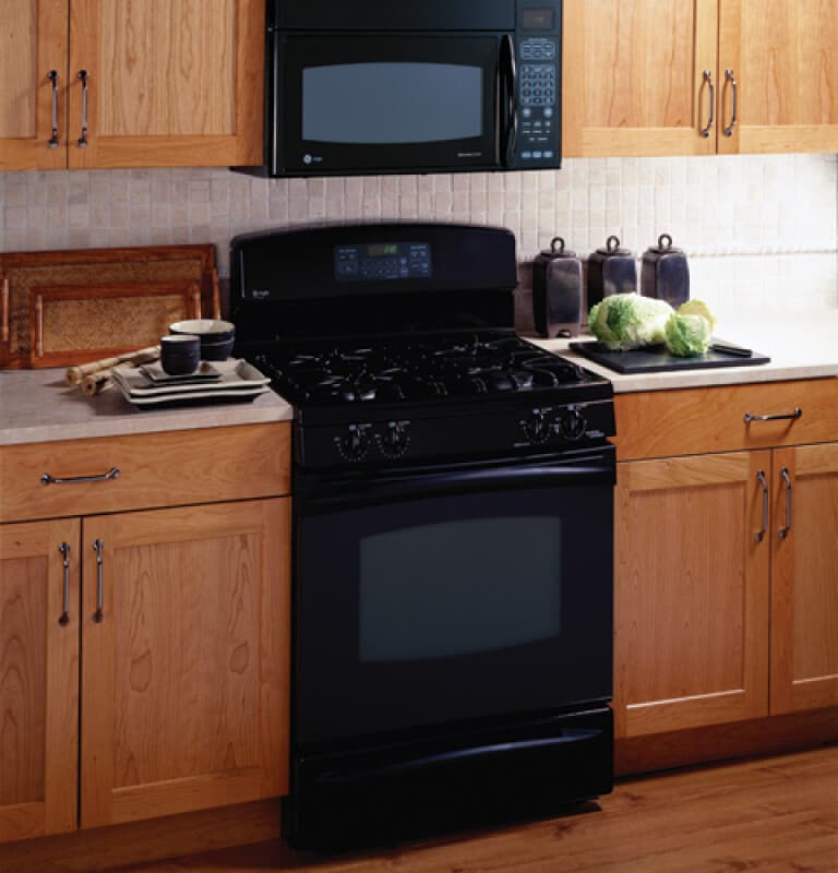 Free-Standing Self-Clean Gas Range