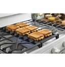 Ge® 30" Free-standing Gas Range view 16