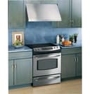 30" Slide-In Electric Range with Trivection Technology view 4