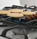 Series 30" Dual-Fuel Free-Standing Range with Warming Drawer view 6