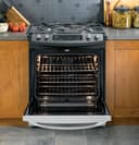 30" Dual Fuel Slide-In Range view 4