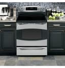 30" Free-Standing Electric Range with Warming Drawer view 2
