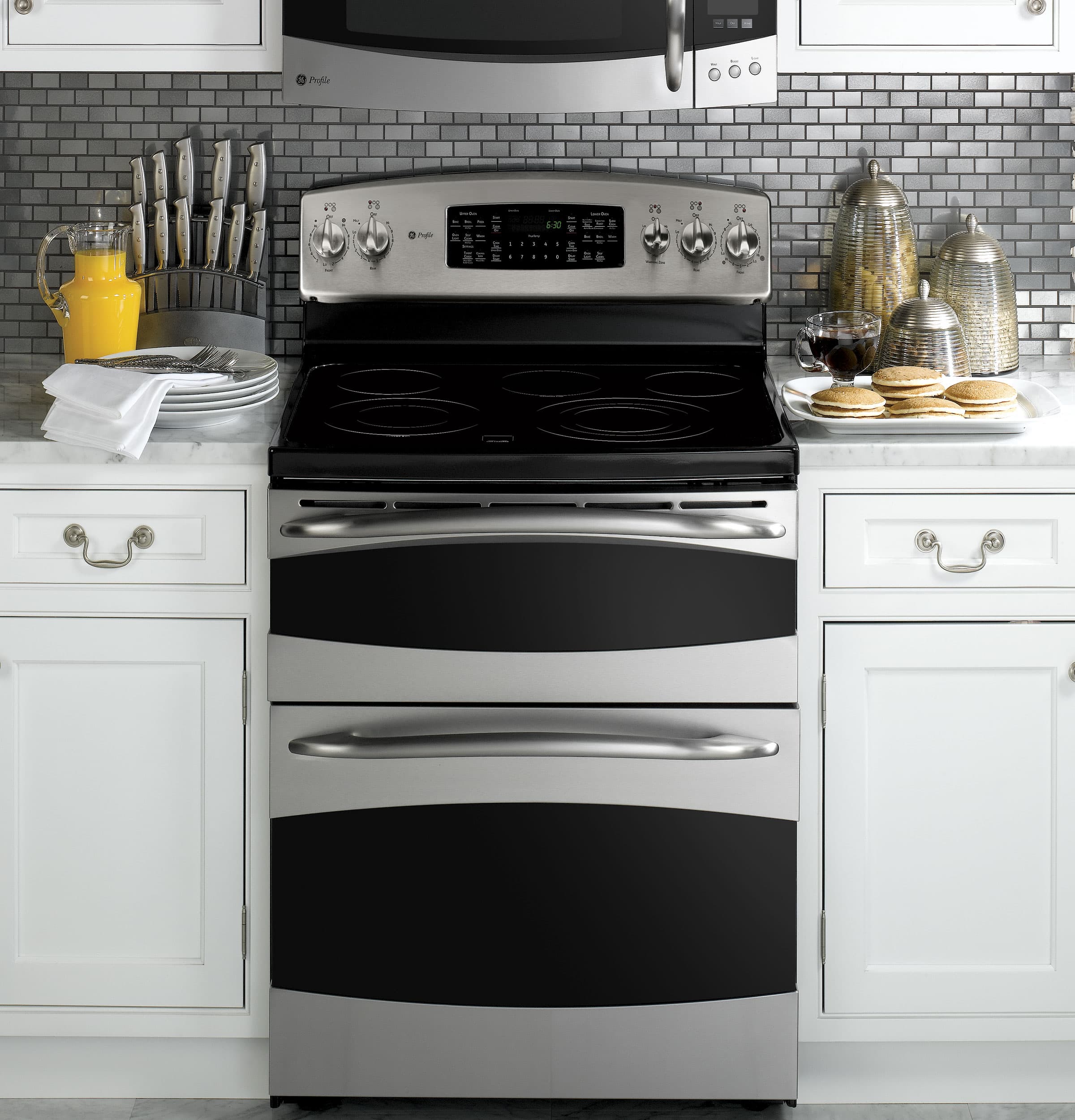 30" Free-Standing Double Oven Range