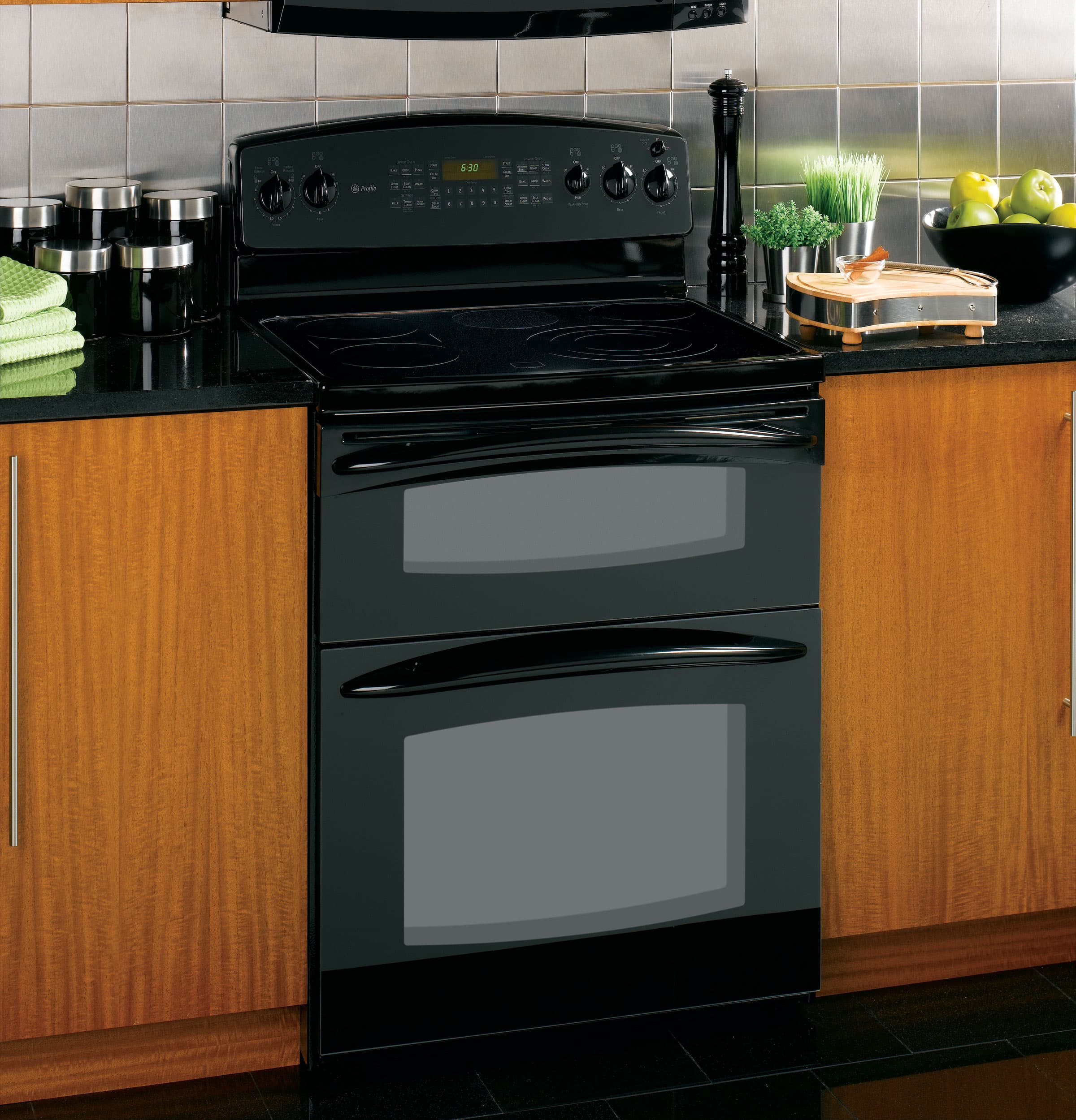 30" Free-Standing Double Oven Range