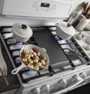 Series 30" Free-Standing Gas Convection Range view 6