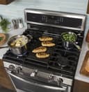 30" Free-Standing Gas Convection Range view 22