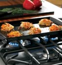 Series 30" Free-Standing Self Clean Gas Range with Warming Drawer view 2