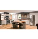 Series 30" Free-Standing Gas Double Oven with Convection Range view 17