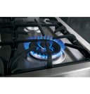 30" Free-Standing Range with Baking Drawer view 5