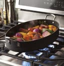 Series 30" Free-Standing Gas Double Oven Convection Range view 11