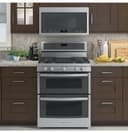 Series 30" Free-Standing Gas Double Oven Convection Range view 9