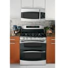 30" Free-Standing Gas Double Oven with Convection Range view 3