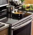 30" Smart Free-Standing Convection Range with Induction view 11