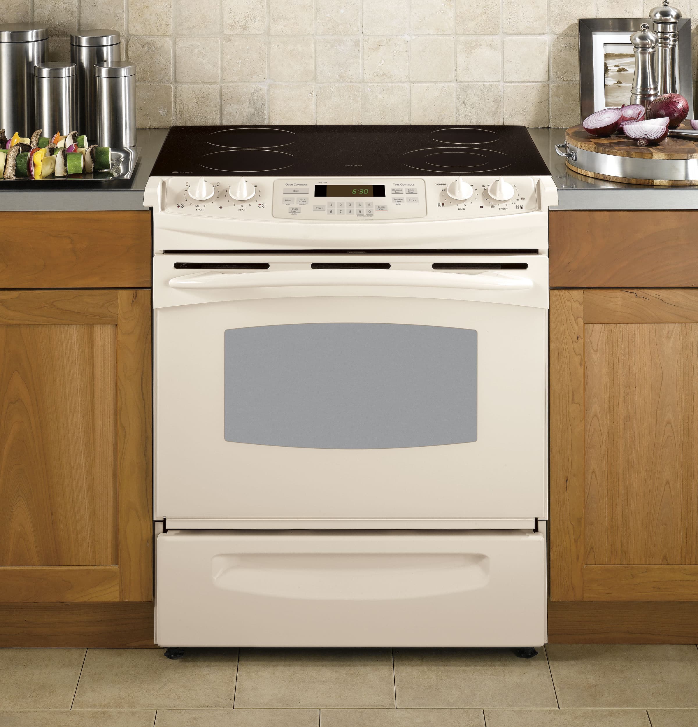 30" Slide-In Electric Range