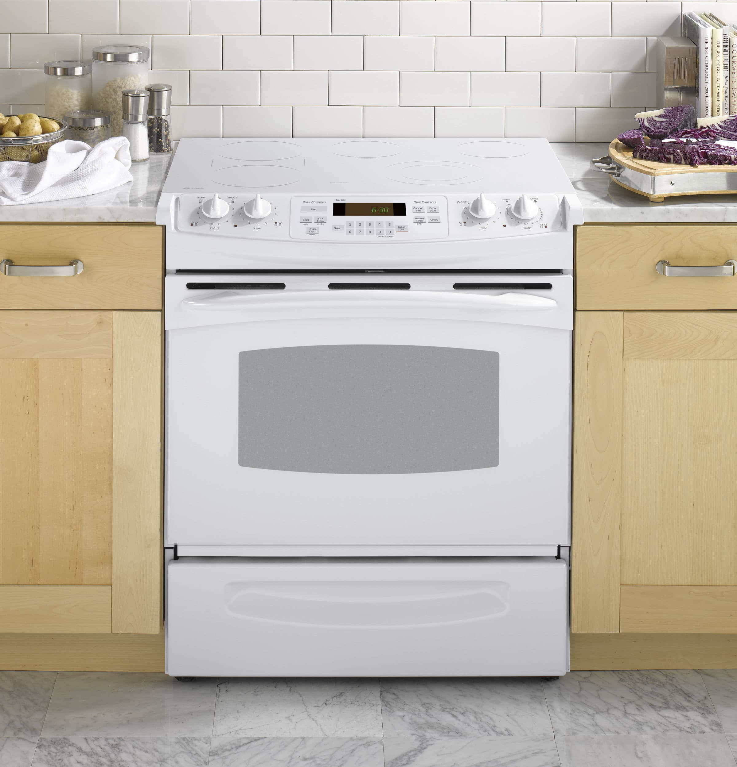 30" Slide-In Electric Range
