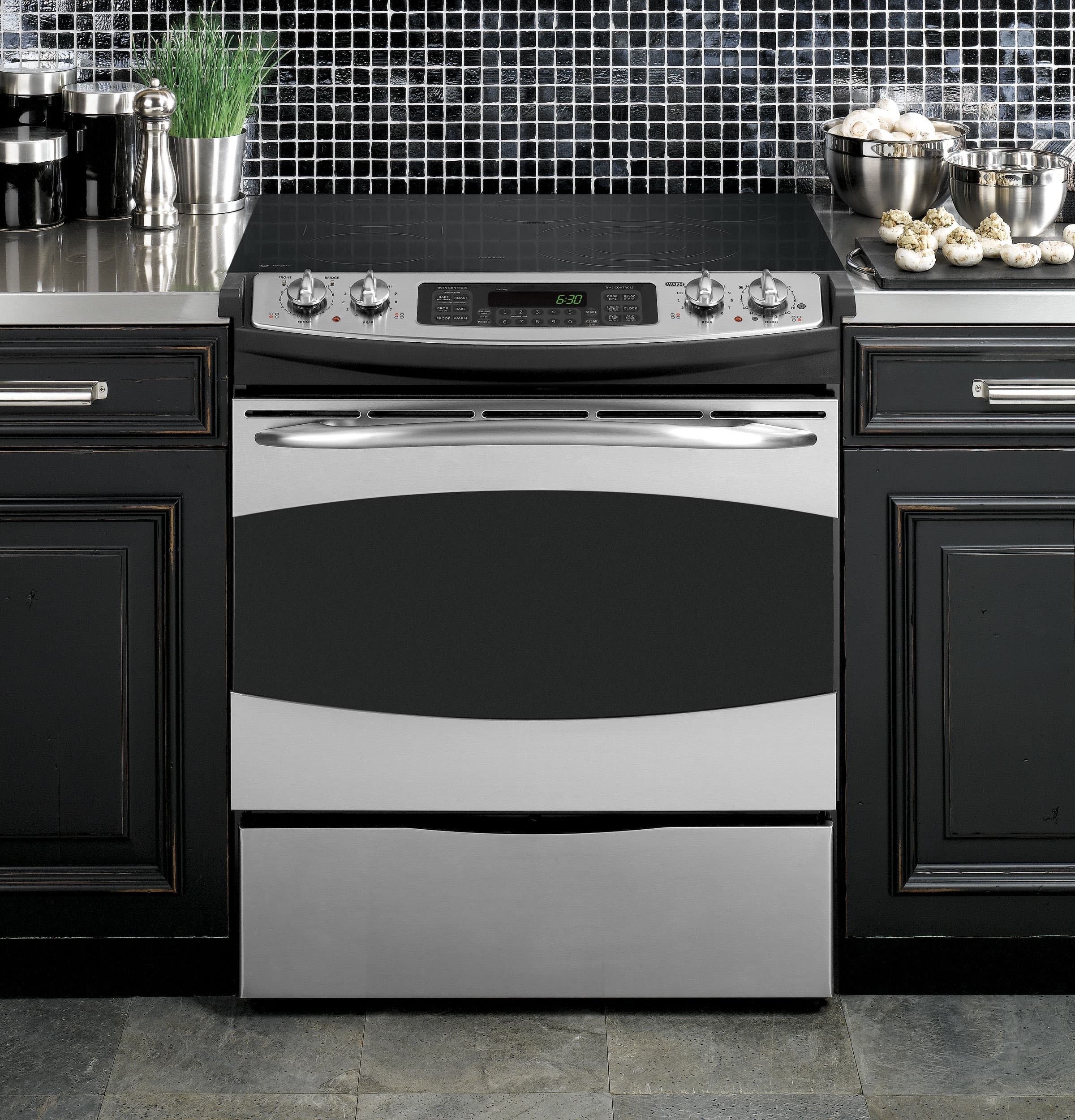 30" Slide-In Electric Range