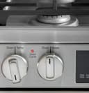 24" 2.9 Cu. Ft. Gas Free-standing Range With Convection And Modular Backguard view 7