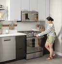 30" Smart Slide-In Gas Range with Convection30" Smart Slide-In Gas Range with Convection view 42