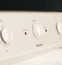 Hotpoint® 30" Free-Standing Electric Range view 2